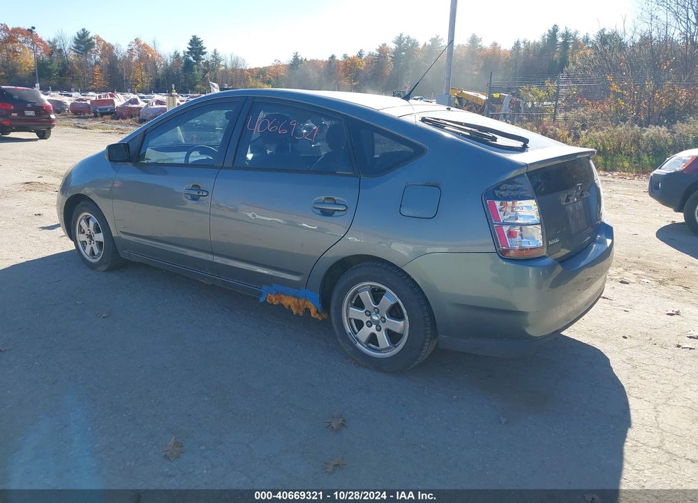 2005 TOYOTA PRIUS VIN: JTDKB20U050130157