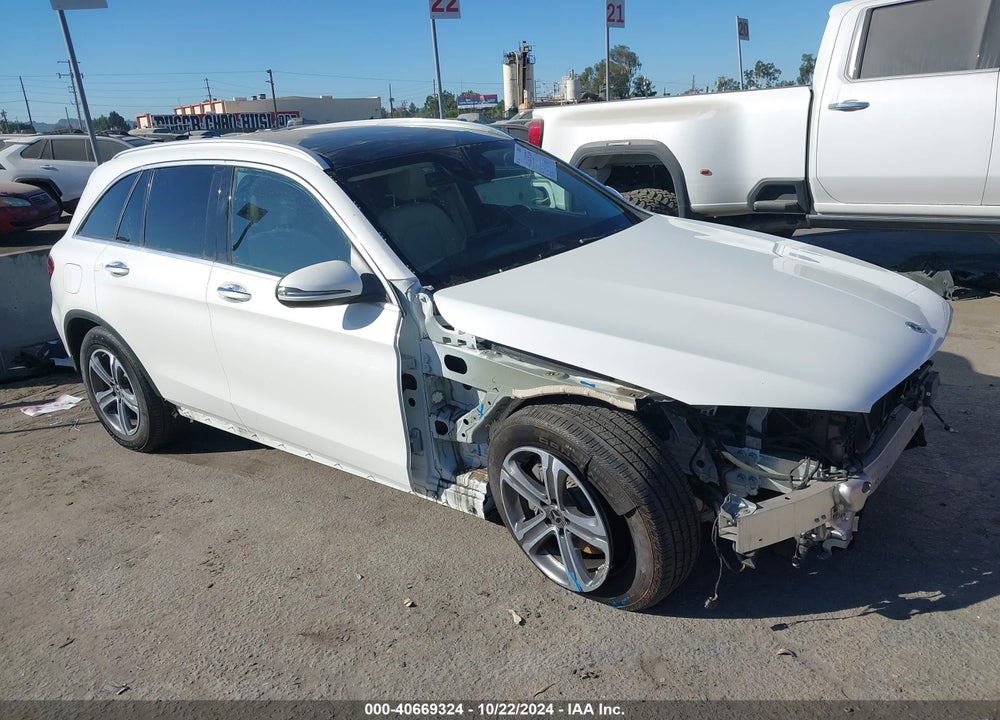 2021 MERCEDES-BENZ GLC 300 4MATIC SUV VIN: W1N0G8EB8MF885435