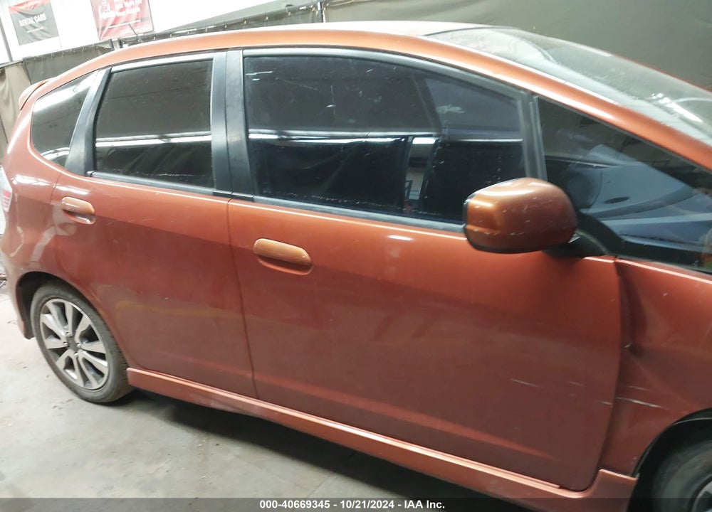 2012 HONDA FIT SPORT VIN: JHMGE8H53CC003605