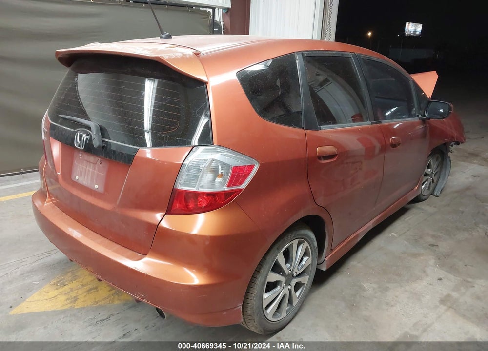 2012 HONDA FIT SPORT VIN: JHMGE8H53CC003605