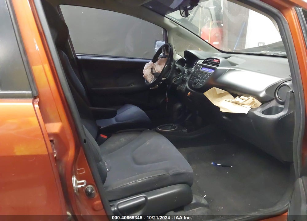 2012 HONDA FIT SPORT VIN: JHMGE8H53CC003605
