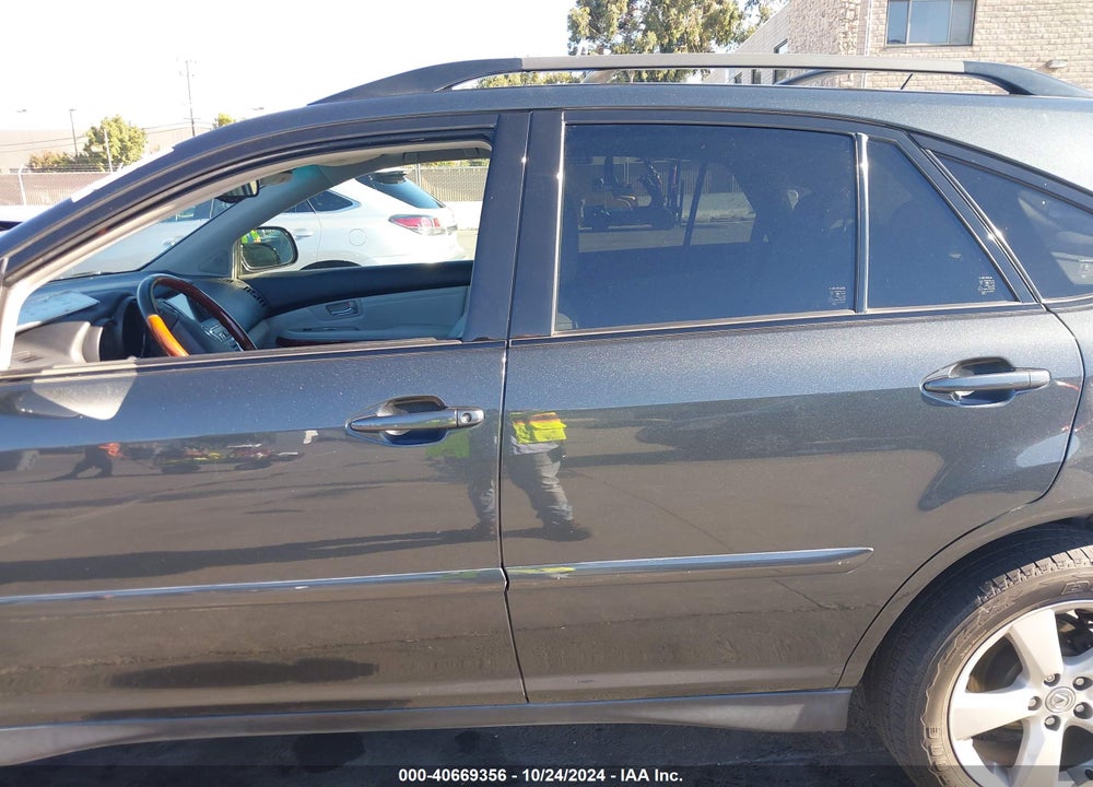2004 LEXUS RX 330 VIN: JTJHA31U840069895