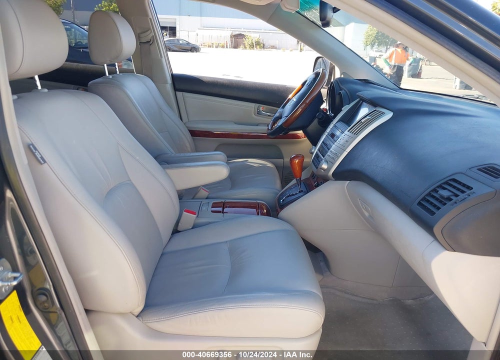 2004 LEXUS RX 330 VIN: JTJHA31U840069895