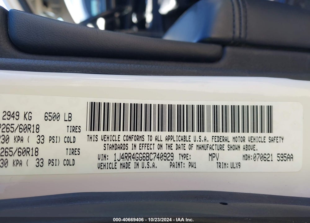 2011 JEEP GRAND CHEROKEE LAREDO VIN: 1J4RR4GG6BC740929