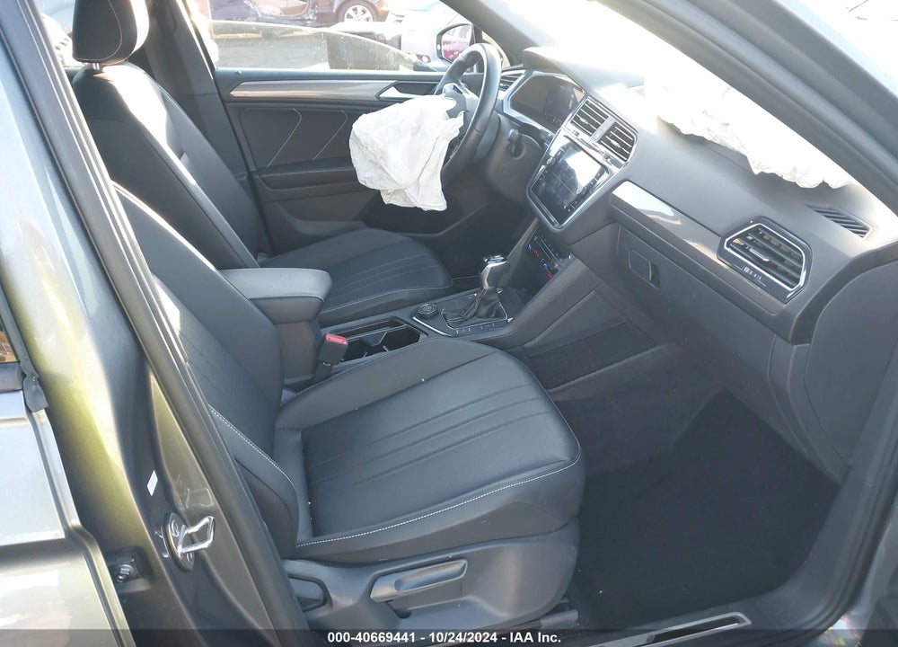 2023 VOLKSWAGEN TIGUAN 2.0T SE R-LINE BLACK VIN: 3VV8B7AX8PM013931