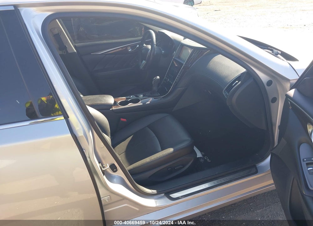 2018 INFINITI Q50 3.0T LUXE VIN: JN1EV7AR2JM433183