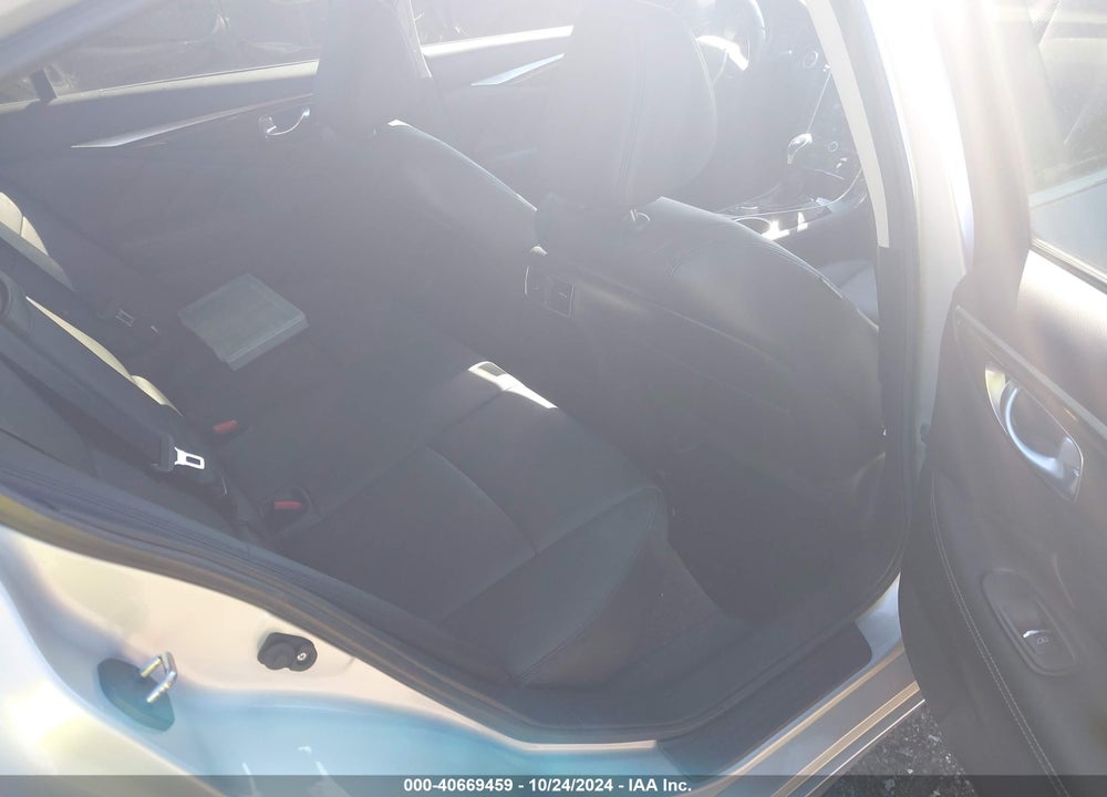 2018 INFINITI Q50 3.0T LUXE VIN: JN1EV7AR2JM433183