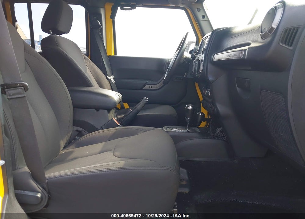 2015 JEEP WRANGLER UNLIMITED SPORT VIN: 1C4BJWDGXFL603089