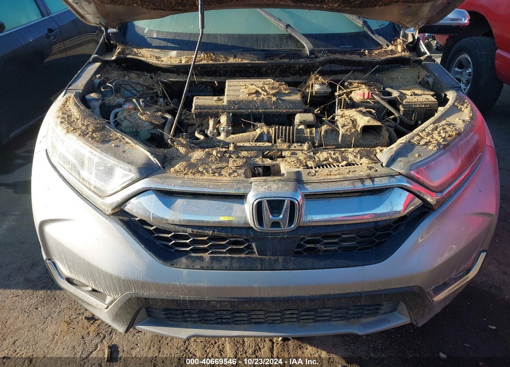 2018 HONDA CR-V TOURING VIN: 7FARW2H93JE059412