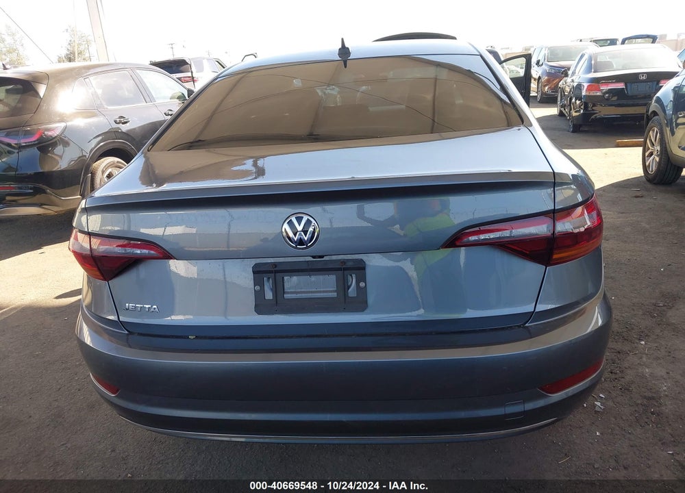 2019 VOLKSWAGEN JETTA 1.4T SEL VIN: 3VWE57BU1KM230823