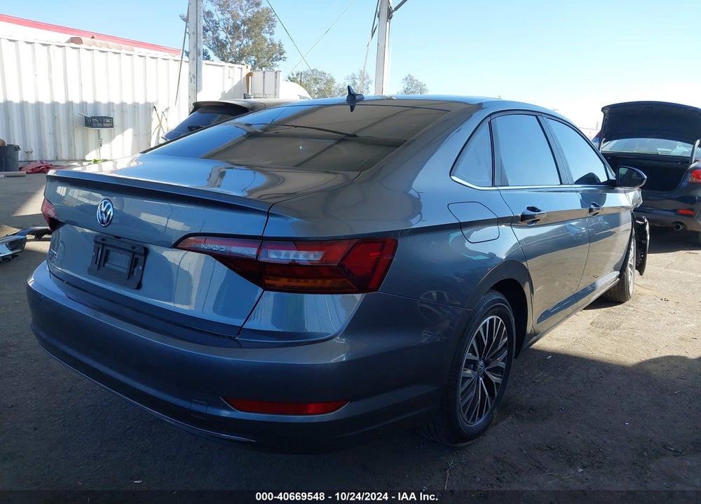 2019 VOLKSWAGEN JETTA 1.4T SEL VIN: 3VWE57BU1KM230823