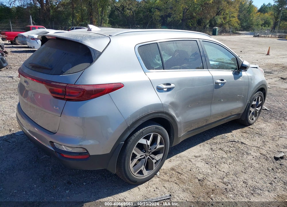 2020 KIA SPORTAGE EX VIN: KNDPN3AC8L7745634