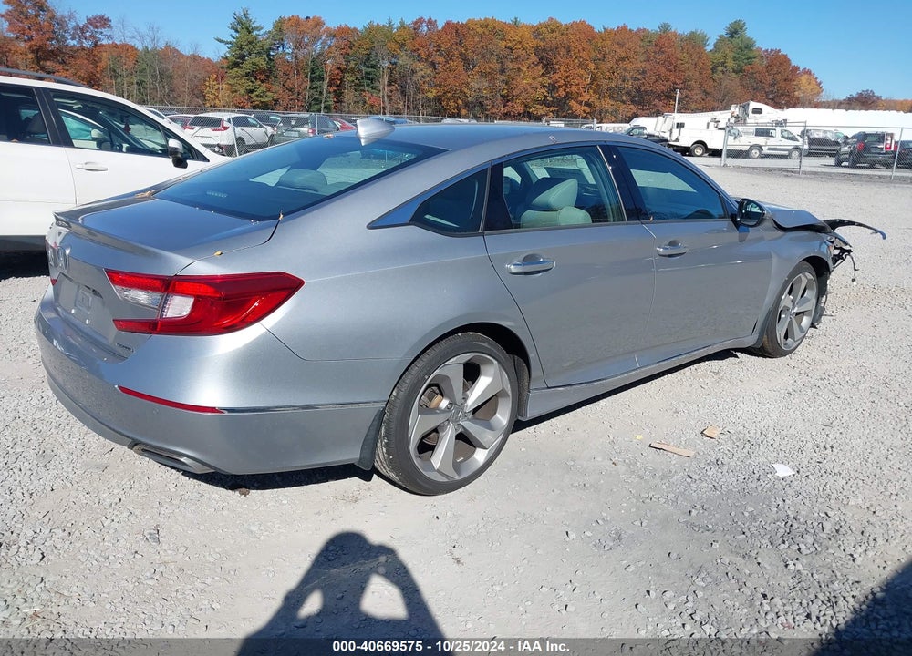 2018 HONDA ACCORD TOURING VIN: 1HGCV1F97JA086169