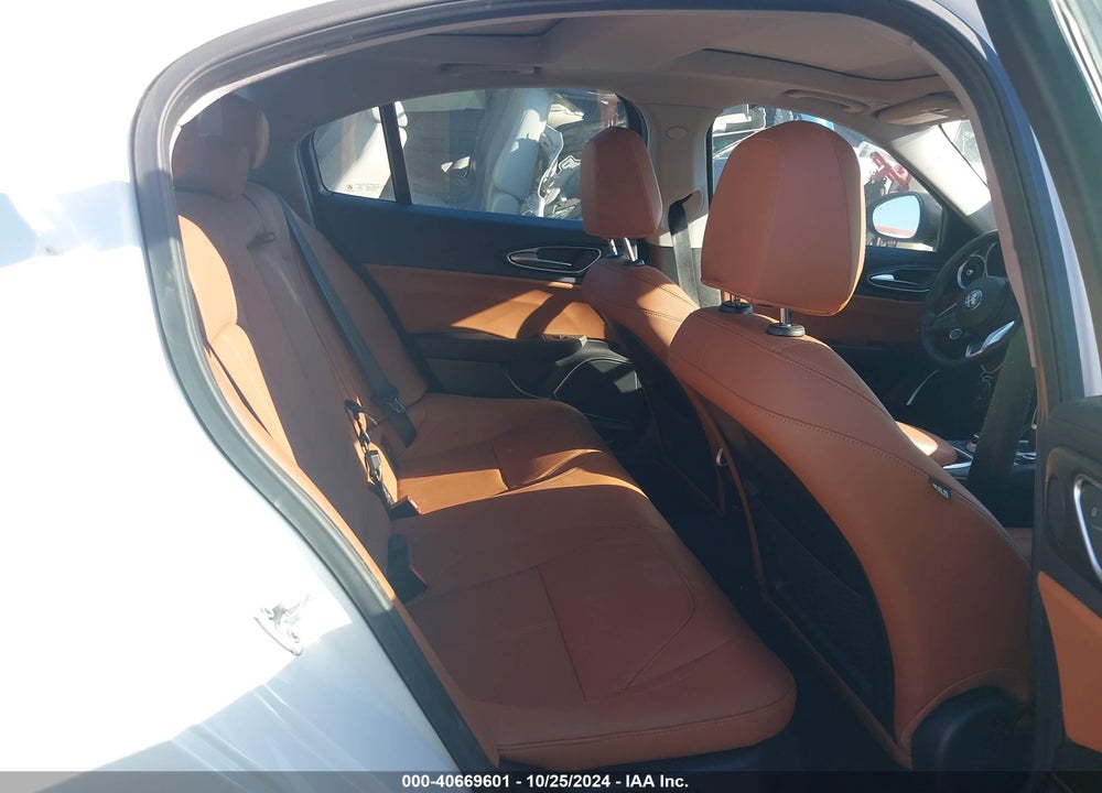 2021 ALFA ROMEO GIULIA RWD VIN: ZARFAMANXM7649798
