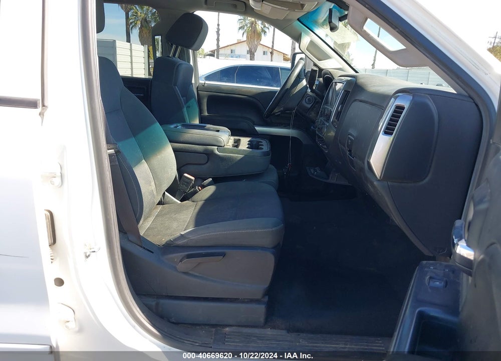 2015 CHEVROLET SILVERADO 2500HD LT VIN: 1GC1KVEG6FF570303