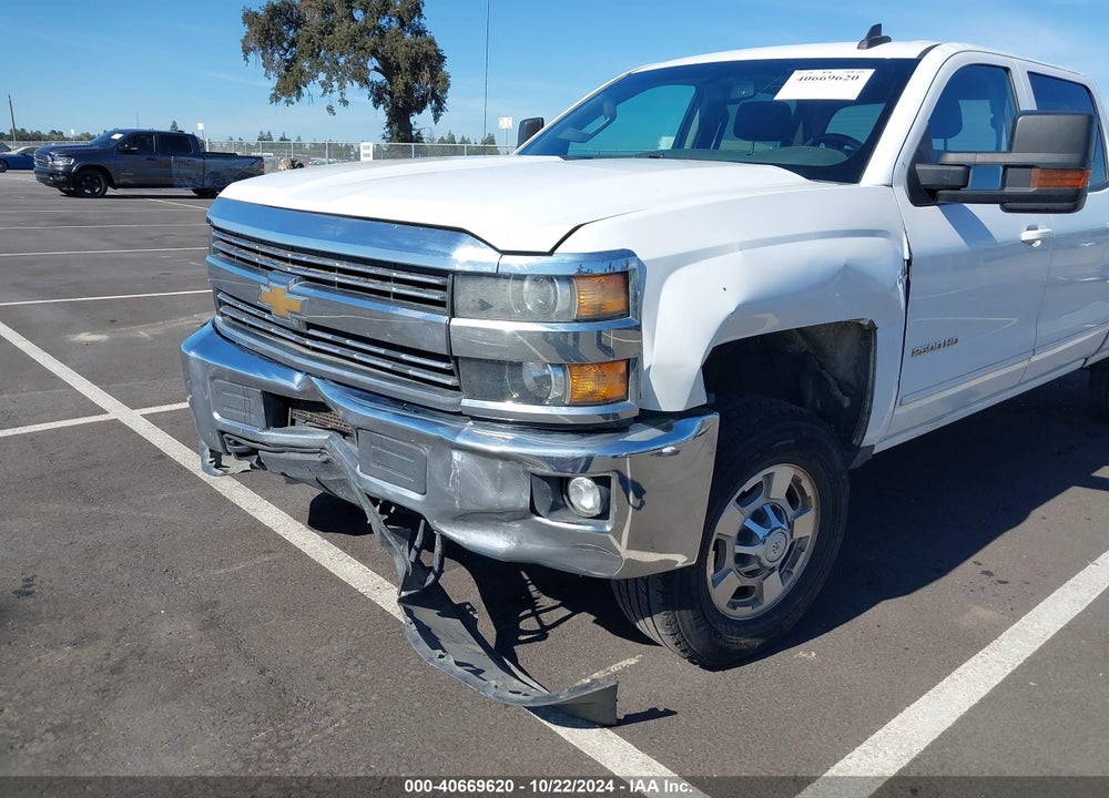 2015 CHEVROLET SILVERADO 2500HD LT VIN: 1GC1KVEG6FF570303