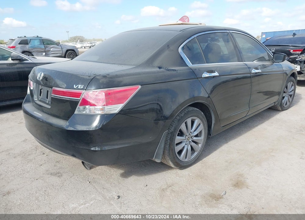 2011 HONDA ACCORD 3.5 EX VIN: 1HGCP3F72BA006072