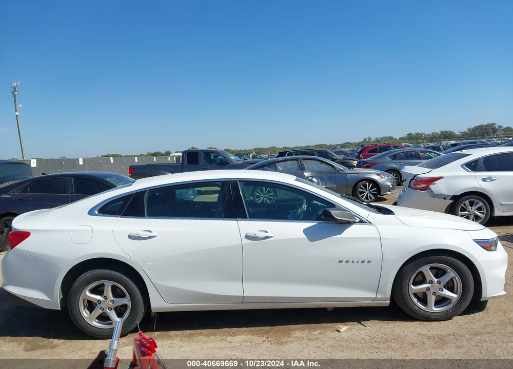 2018 CHEVROLET MALIBU VIN: 1G1ZB5ST1JF180909