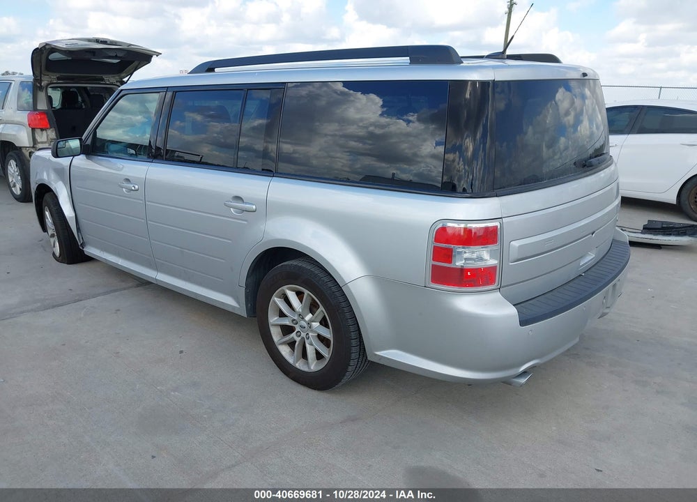 2018 FORD FLEX SE VIN: 2FMGK5B87JBA11792