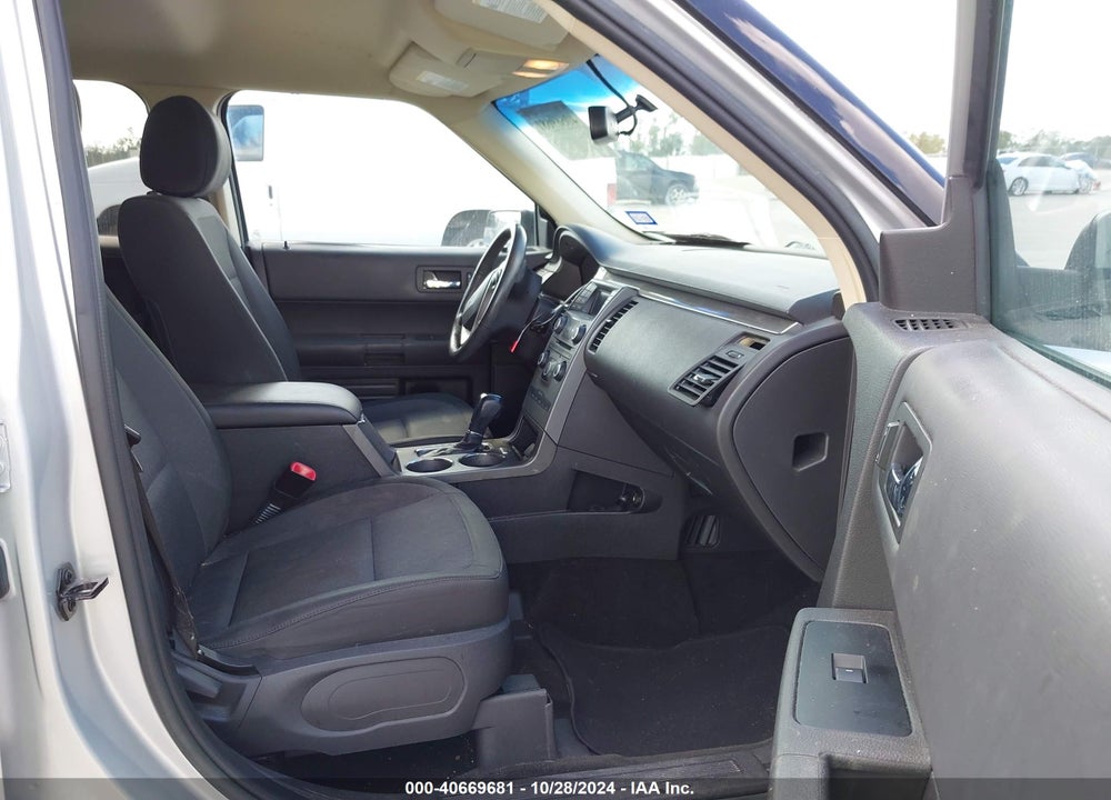 2018 FORD FLEX SE VIN: 2FMGK5B87JBA11792