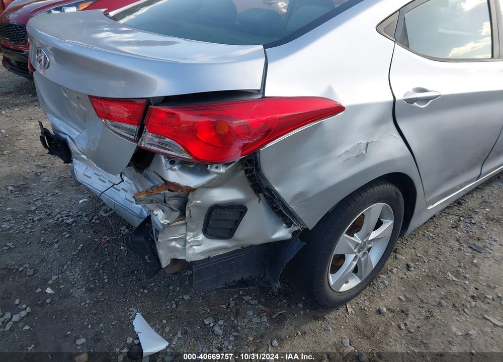 2013 HYUNDAI ELANTRA GLS VIN: 5NPDH4AE4DH367133