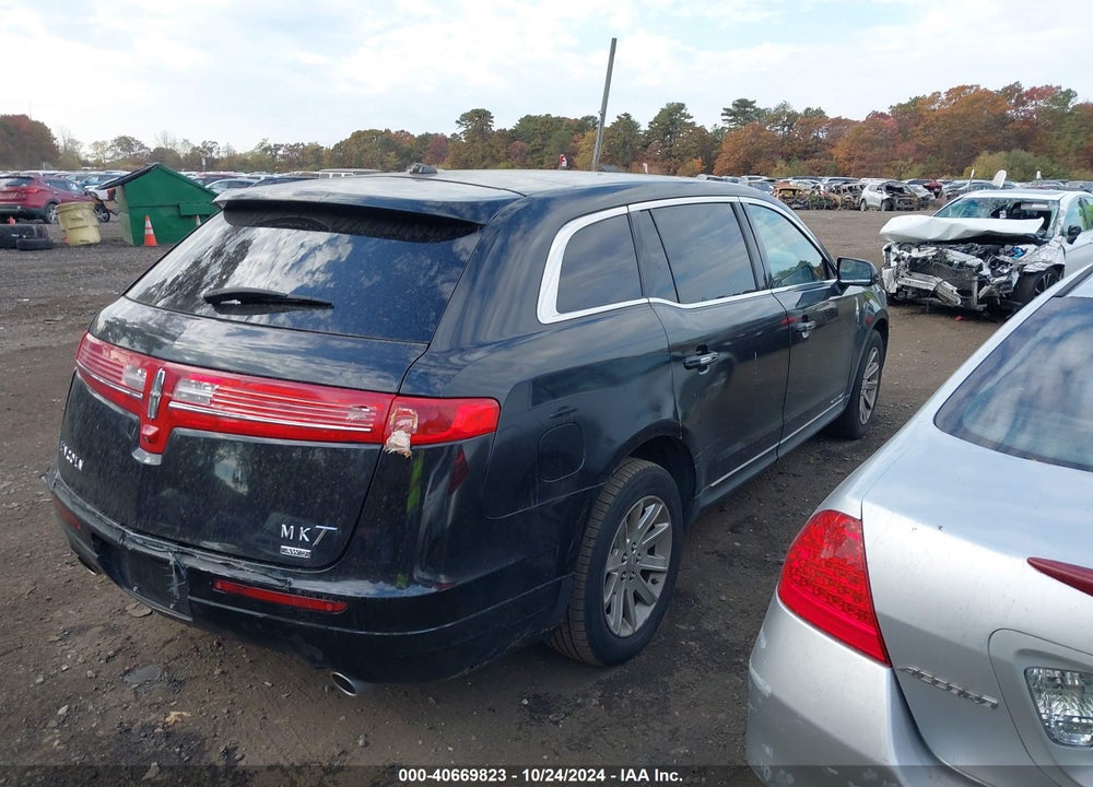 2015 LINCOLN MKT LIVERY VIN: 2LMHJ5NK6FBL01290