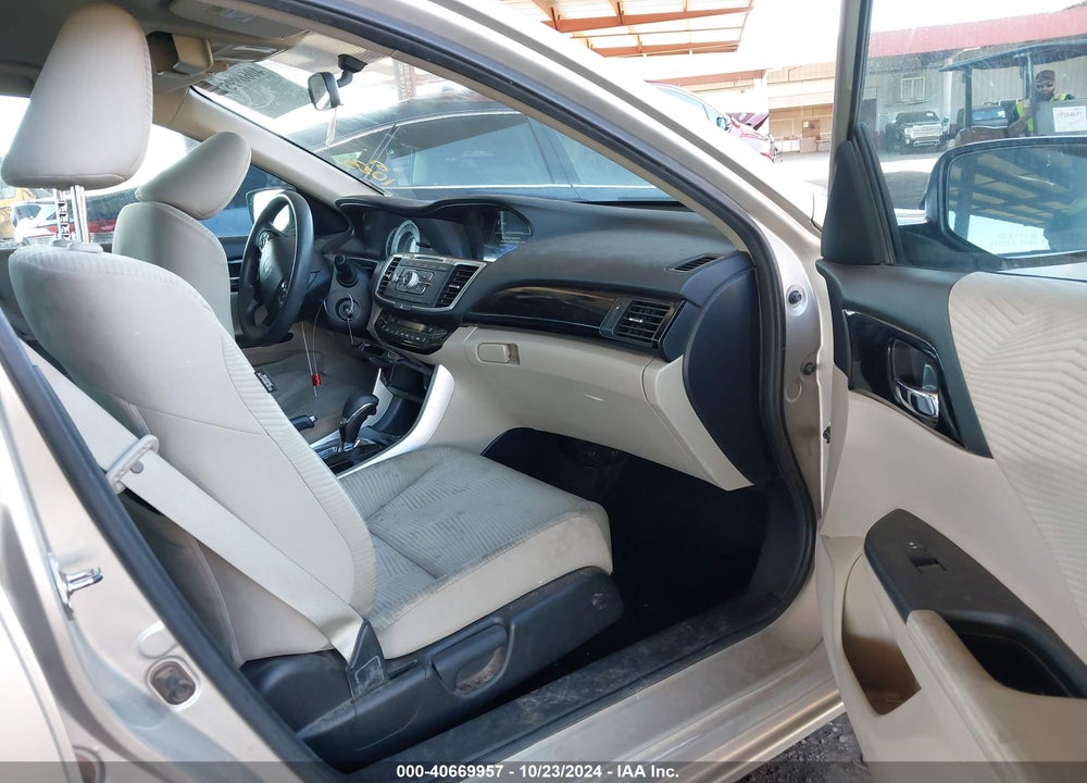 2016 HONDA ACCORD LX VIN: 1HGCR2F33GA194027