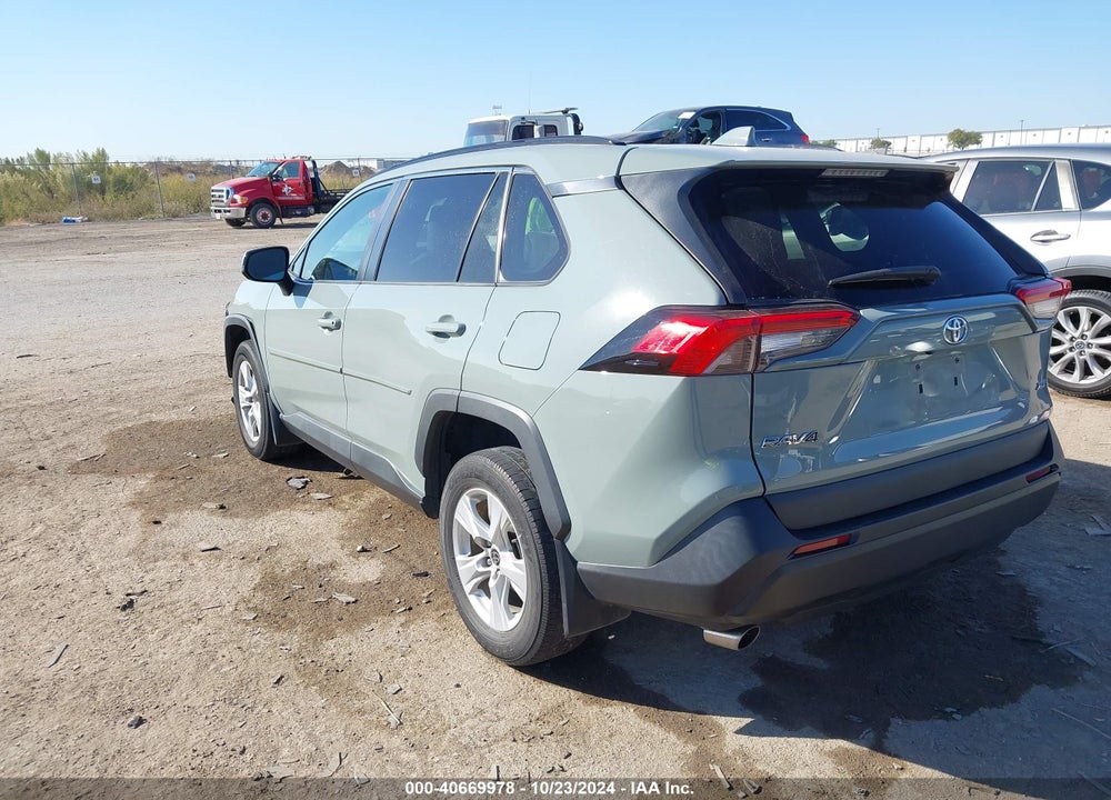 2021 TOYOTA RAV4 XLE VIN: 2T3W1RFV1MW147119