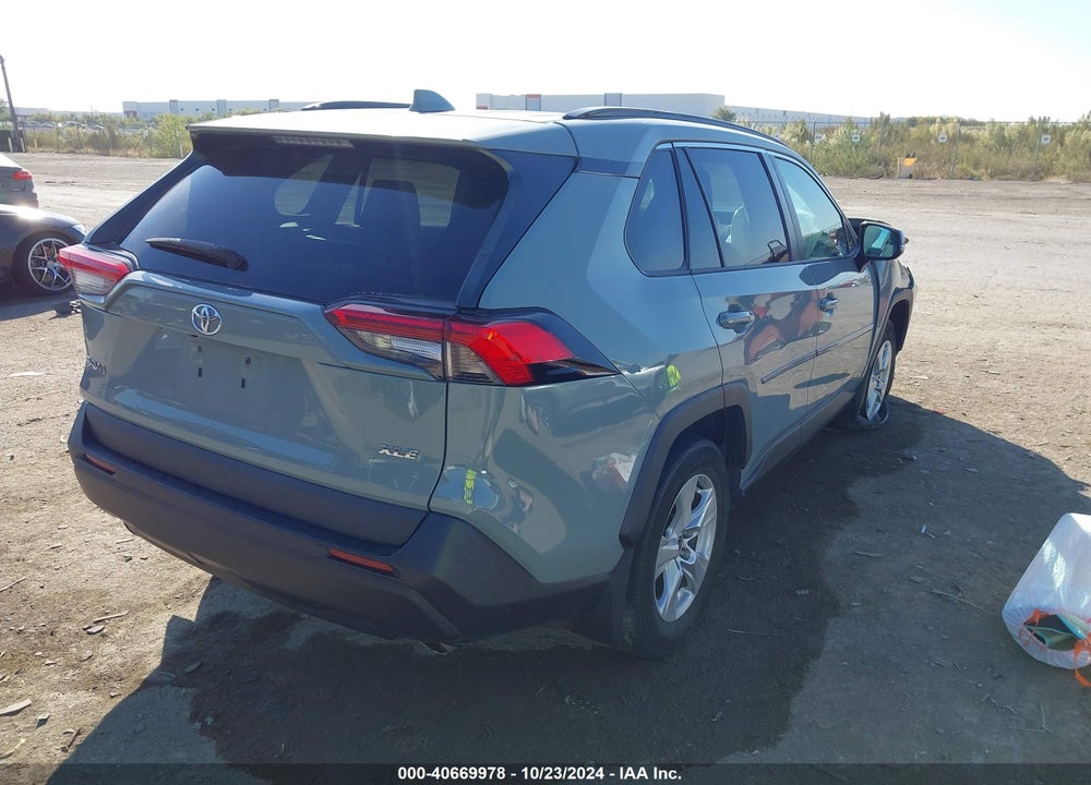2021 TOYOTA RAV4 XLE VIN: 2T3W1RFV1MW147119