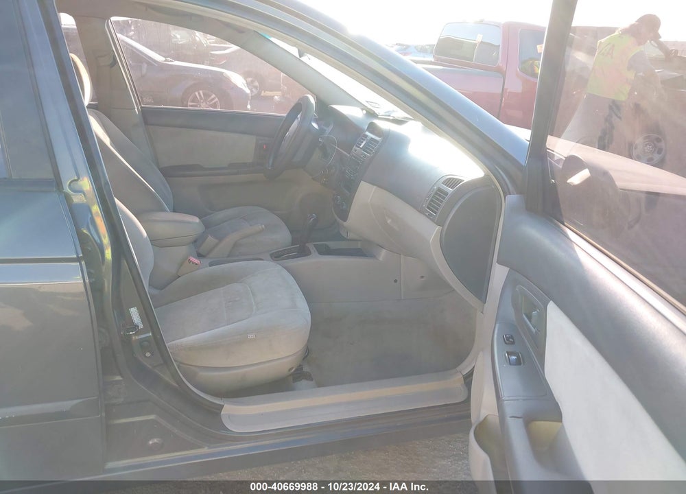 2006 KIA SPECTRA EX/LX/SX VIN: KNAFE121565302822