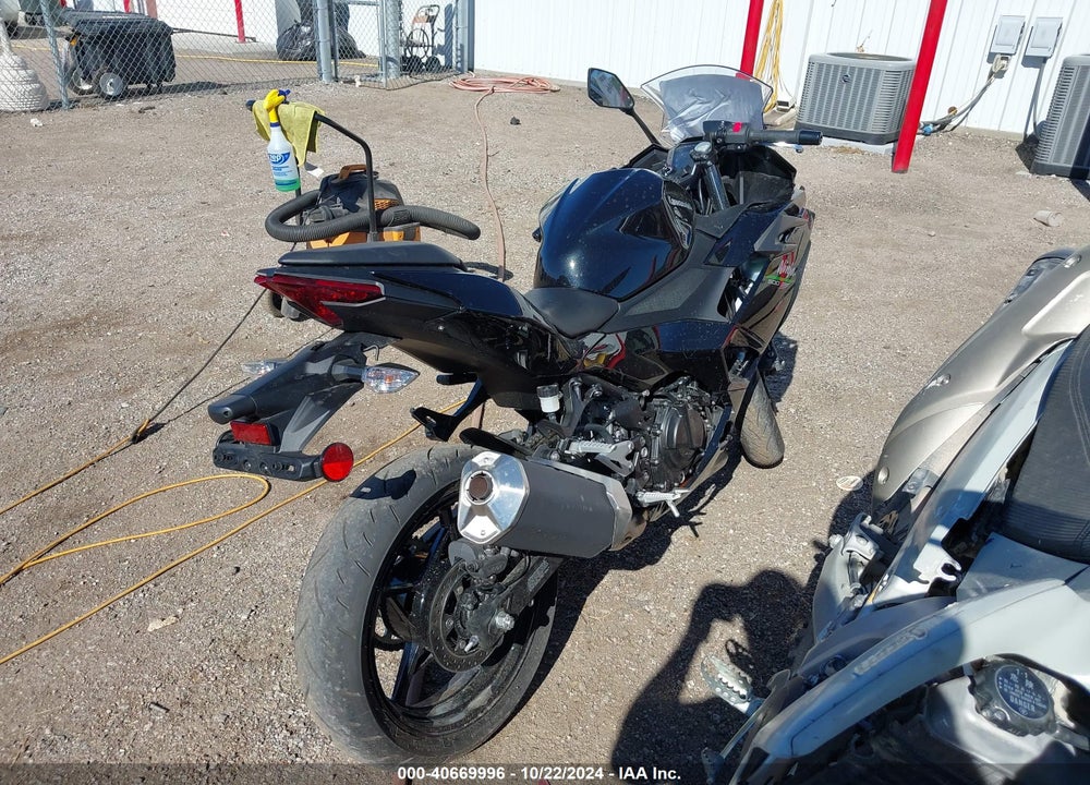 2024 KAWASAKI EX500 H VIN: ML5EXGH16RDA06587