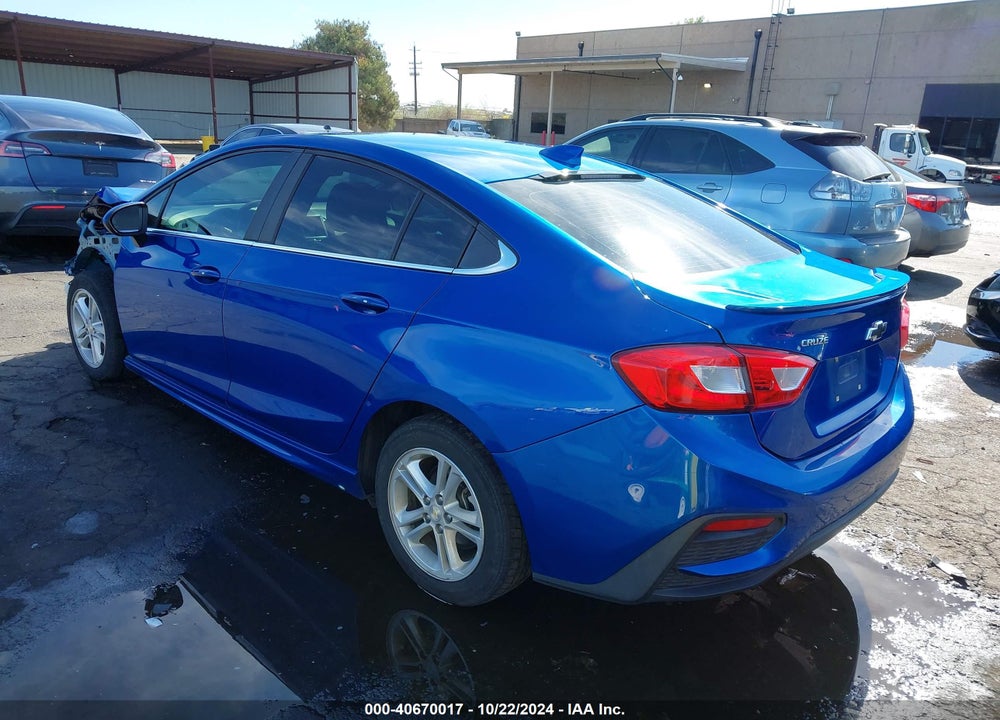 2018 CHEVROLET CRUZE LT AUTO VIN: 1G1BE5SM8J7141911
