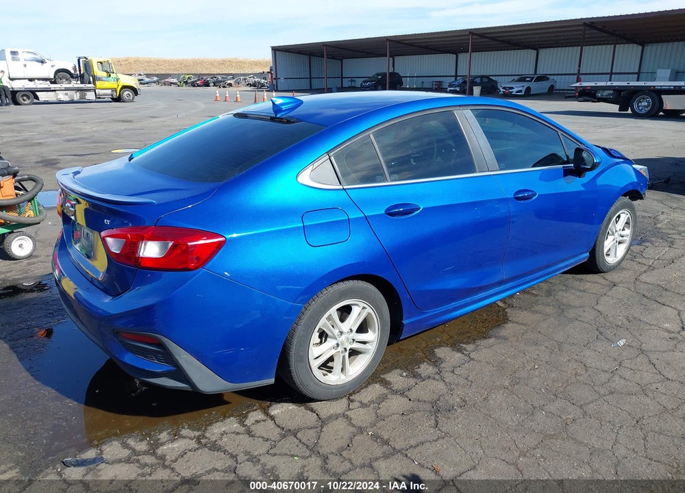 2018 CHEVROLET CRUZE LT AUTO VIN: 1G1BE5SM8J7141911