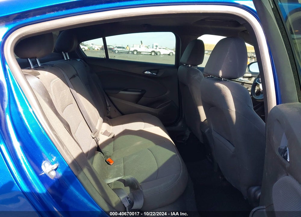 2018 CHEVROLET CRUZE LT AUTO VIN: 1G1BE5SM8J7141911