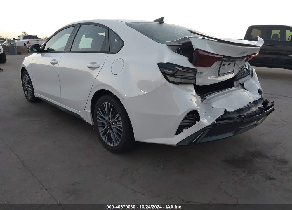 2024 KIA FORTE GT LINE VIN: 3KPF54AD8RE840715