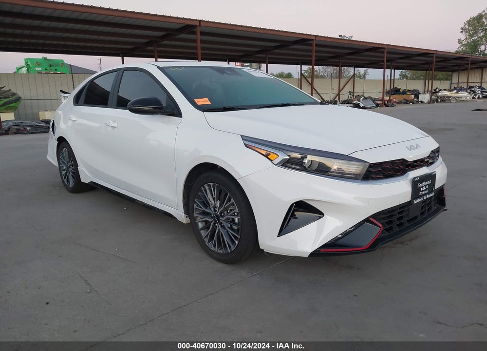 2024 KIA FORTE GT LINE VIN: 3KPF54AD8RE840715