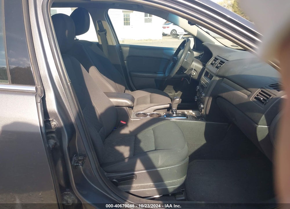 2010 FORD FUSION SE VIN: 3FAHP0HA2AR160786