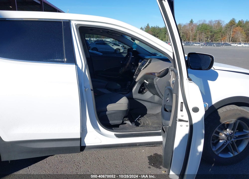2018 HYUNDAI SANTA FE SPORT 2.4L VIN: 5NMZTDLB4JH094873