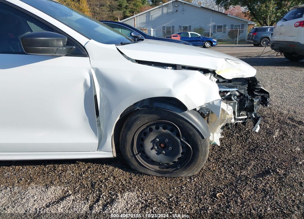 2015 VOLKSWAGEN JETTA 2.0L S VIN: 3VW2K7AJ1FM321647