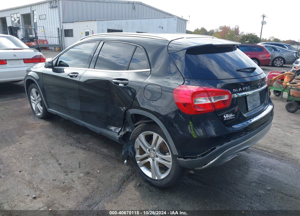 2015 MERCEDES-BENZ GLA 250 4MATIC VIN: WDCTG4GB9FJ117323