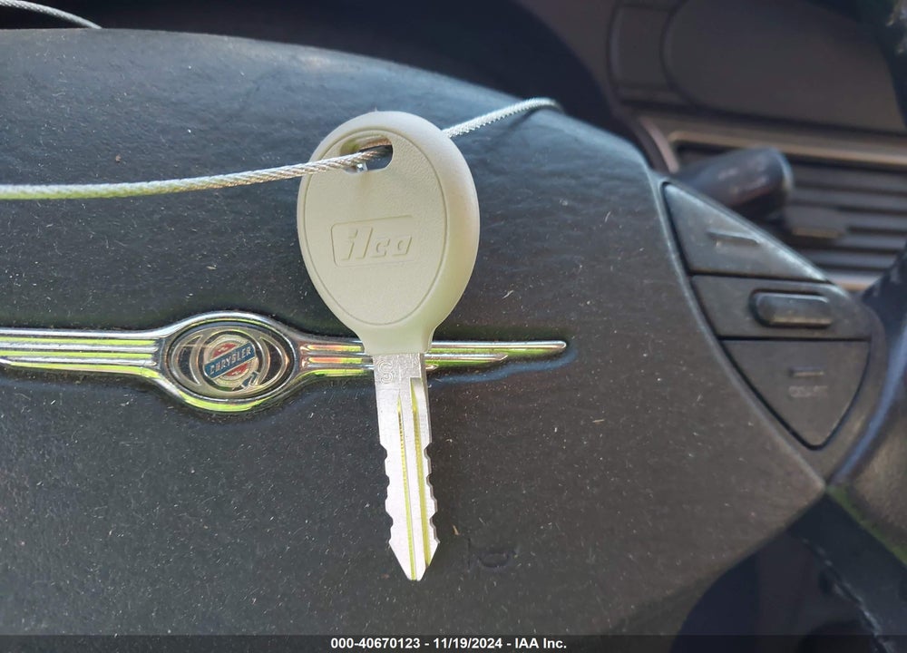 2006 CHRYSLER PACIFICA VIN: 2A8GM48486R648744