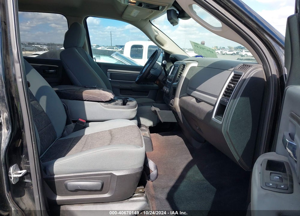 2013 RAM 1500 BIG HORN VIN: 1C6RR7LT5DS599748