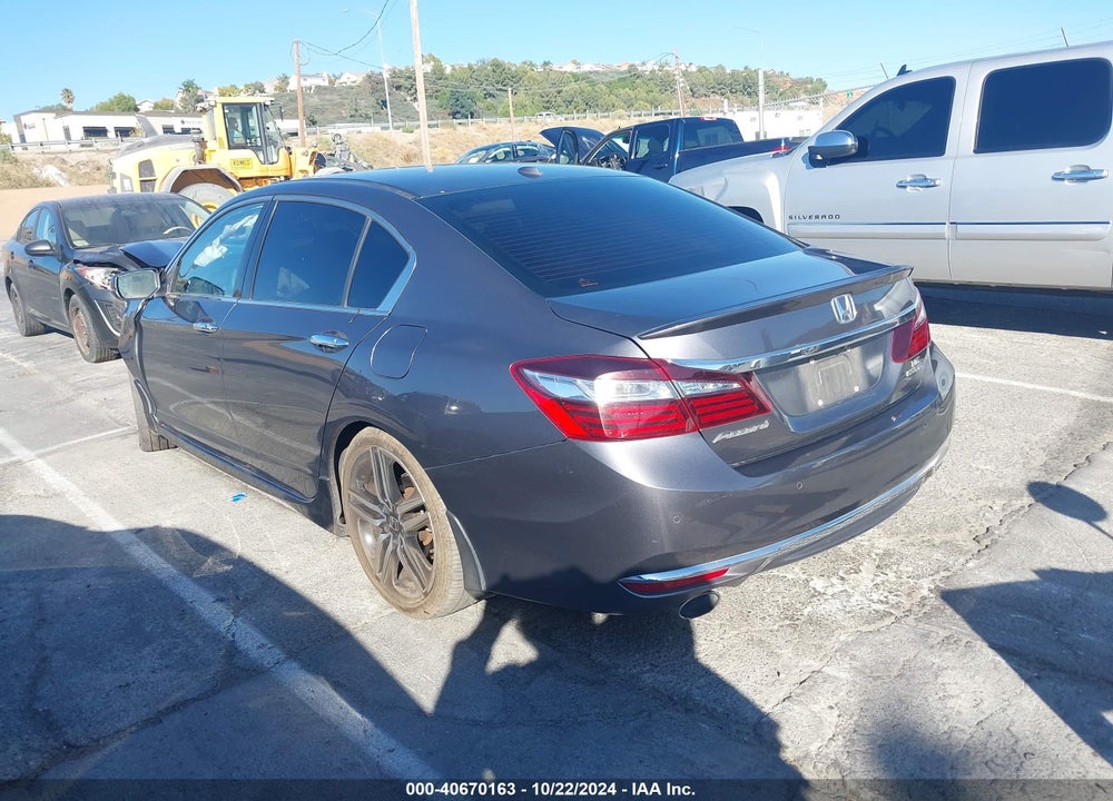 2017 HONDA ACCORD TOURING V6 VIN: 1HGCR3F90HA024252