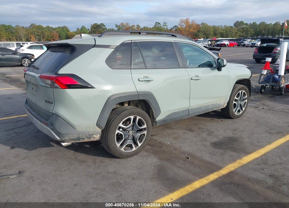 2019 TOYOTA RAV4 VIN: 2T3J1RFV4KW007721