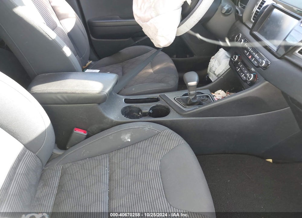 2019 KIA NIRO LX VIN: KNDCB3LC8K5253393