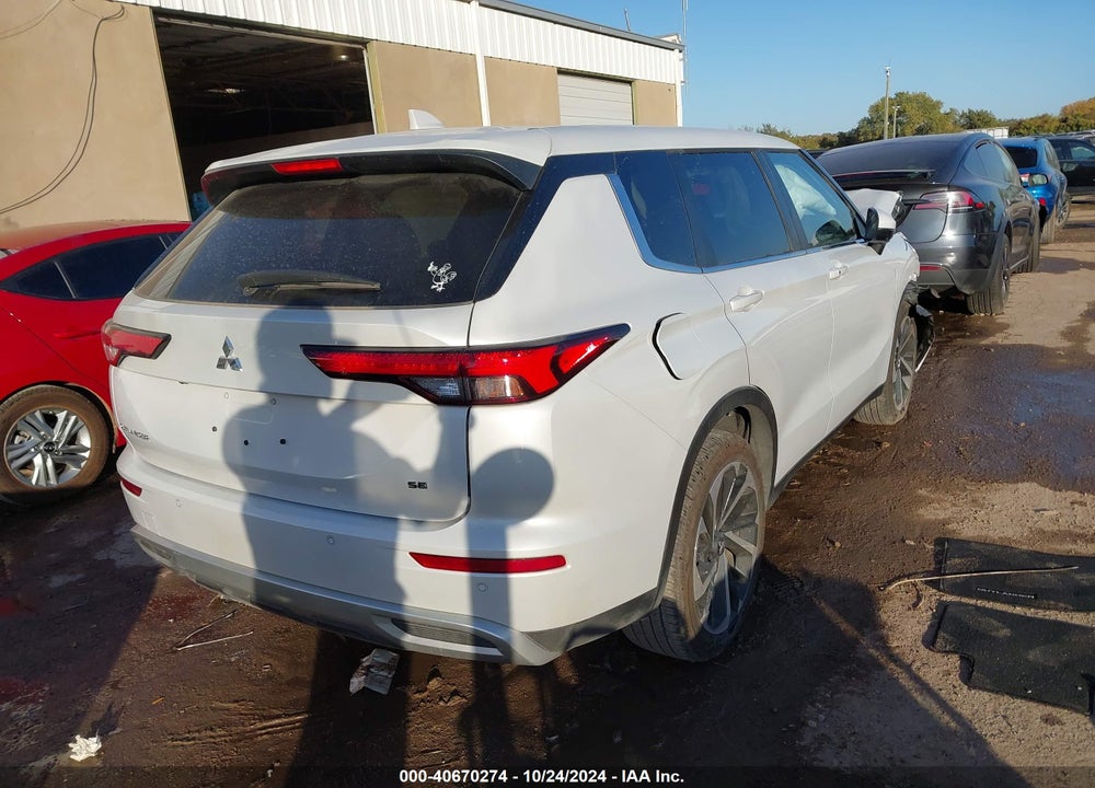 2024 MITSUBISHI OUTLANDER SE 2.5 2WD VIN: JA4J3VA80RZ011306