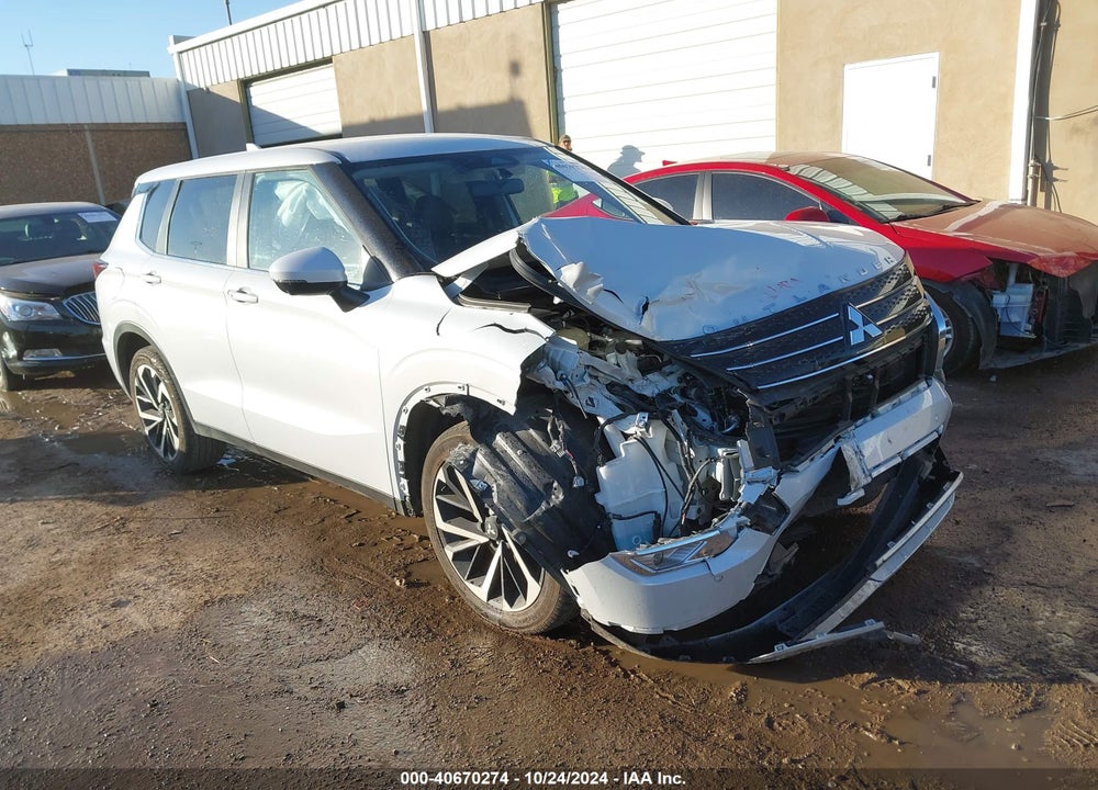 2024 MITSUBISHI OUTLANDER SE 2.5 2WD VIN: JA4J3VA80RZ011306