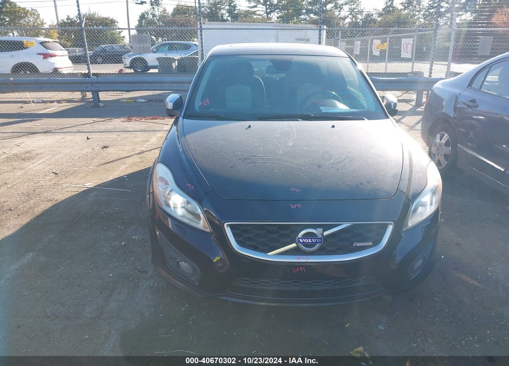 2013 VOLVO C30 T5 R-DESIGN VIN: YV1672MK2D2301998