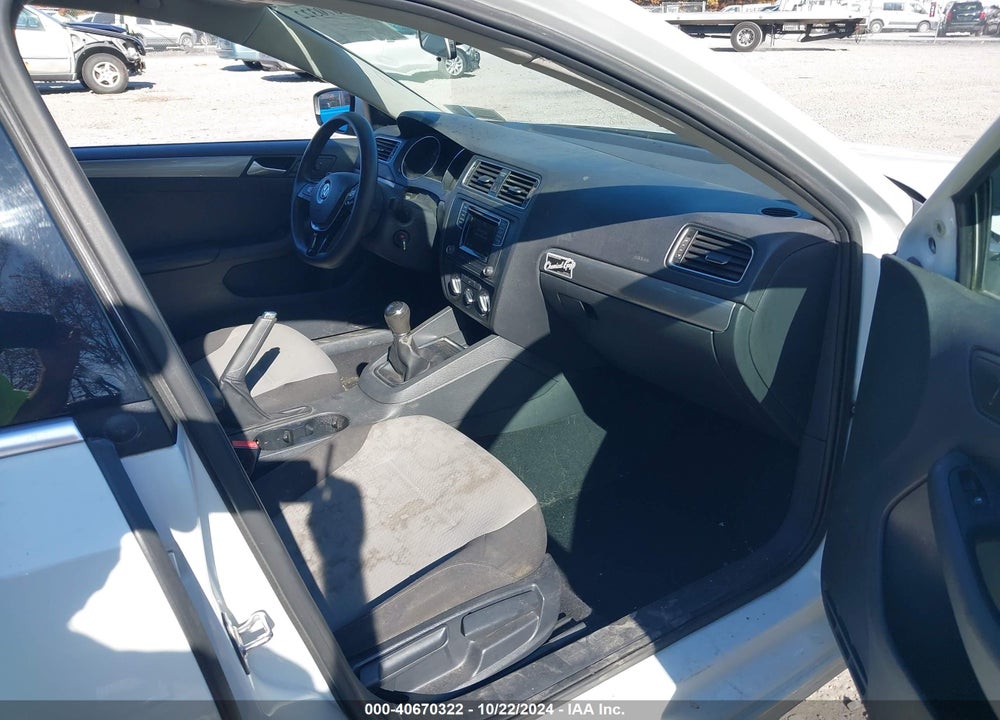 2017 VOLKSWAGEN JETTA 1.4T S VIN: 3VW167AJ1HM275949