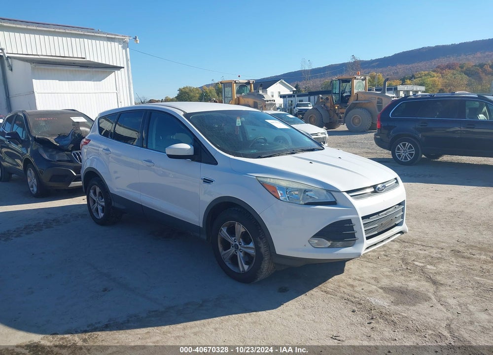 2015 FORD ESCAPE SE VIN: 1FMCU9GX9FUA30135